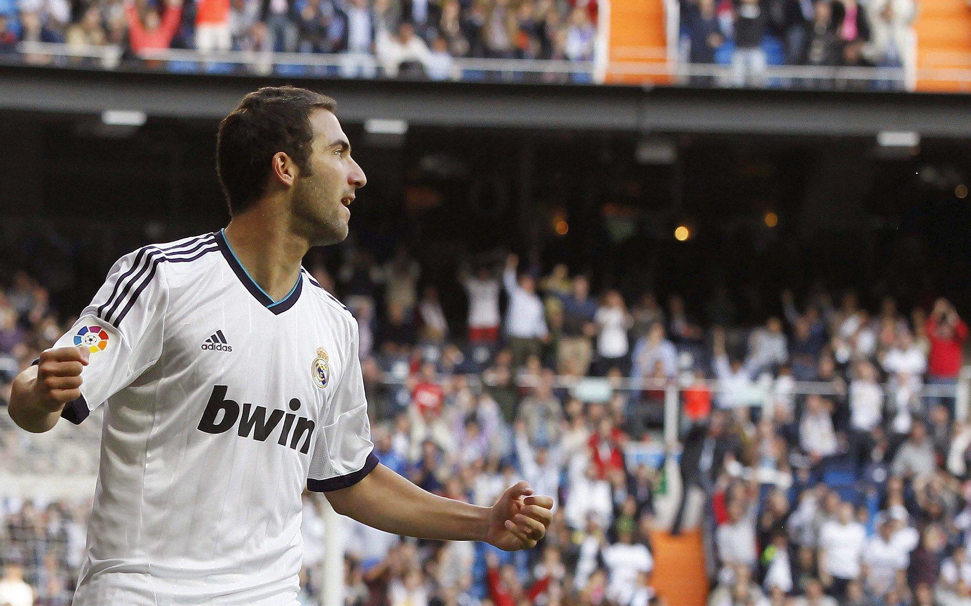 库尼亚头部受伤，狼队锋线告急出战成疑！